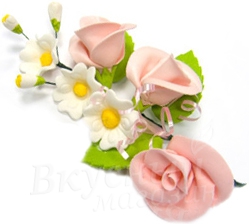 Фото украшение сахарное букет розовые розы